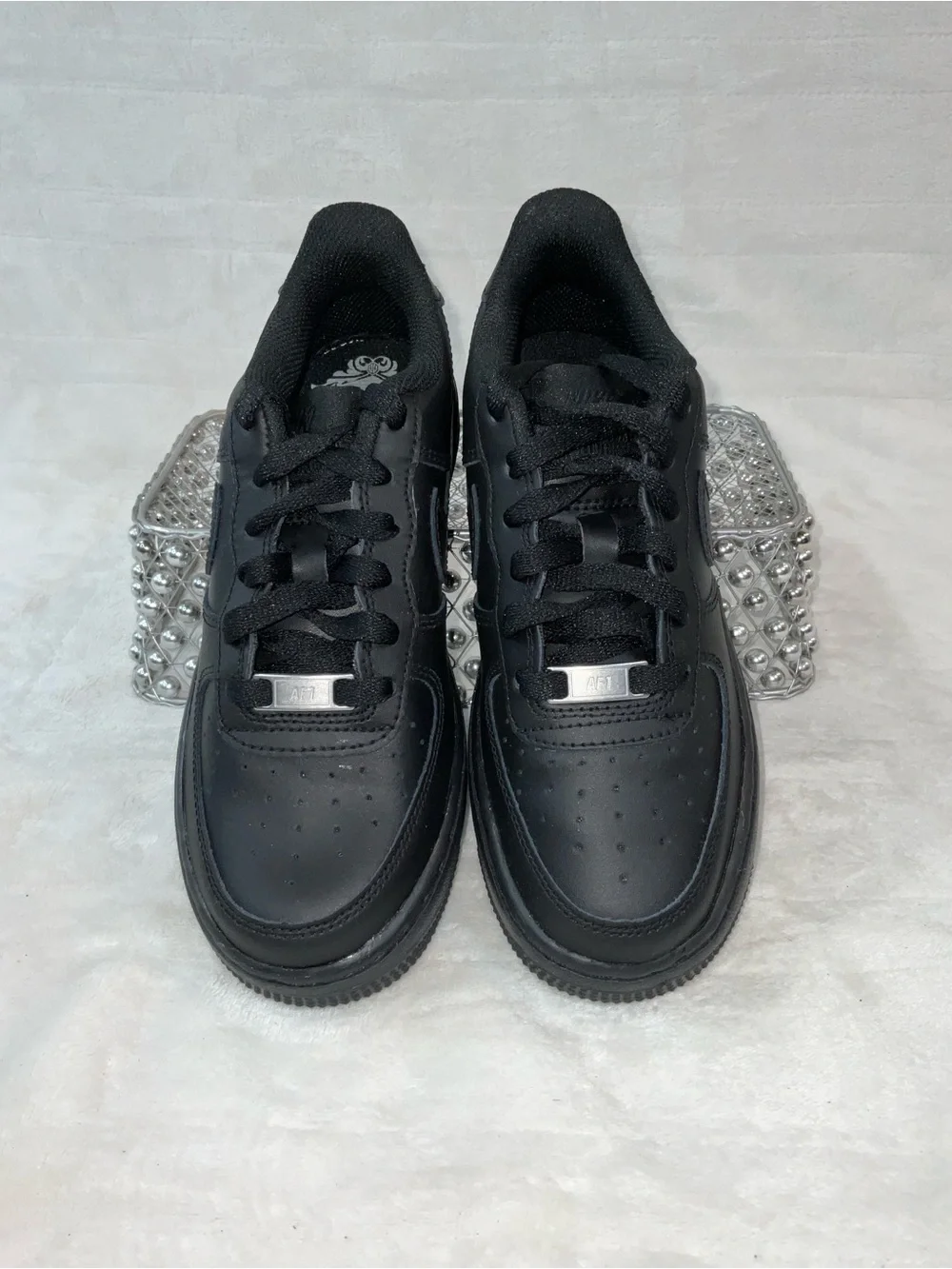 Nike Air Force 1 Low LE Triple Black Sz 4Y/Women’s 5.5 FV5951-001